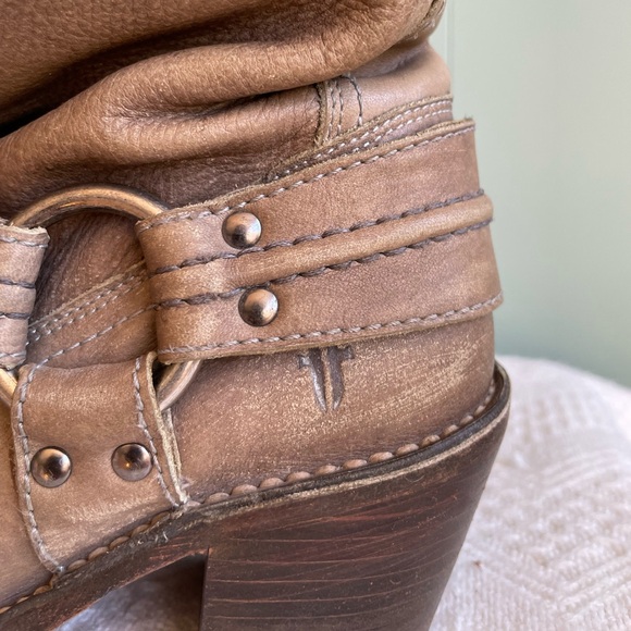 Frye Carmen Harness Short Boots, Grey Sz US 7 (Runs big) - Picture 6 of 13